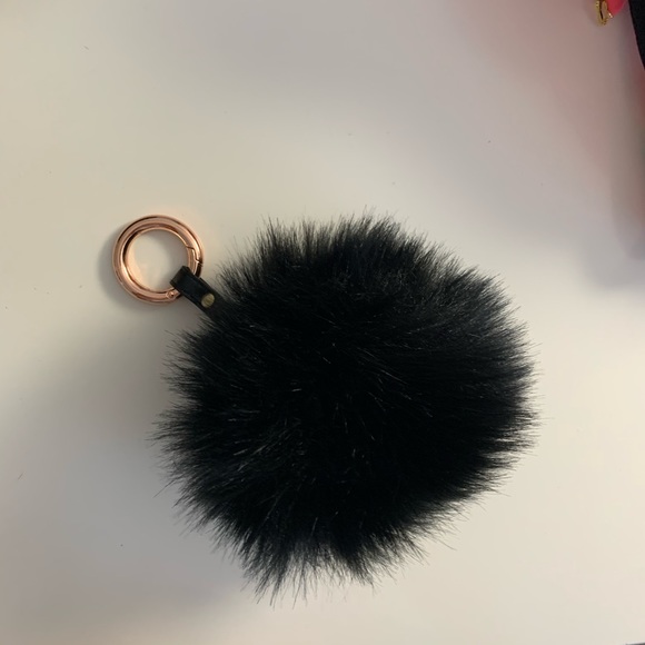 Puff keychain - Picture 3 of 3